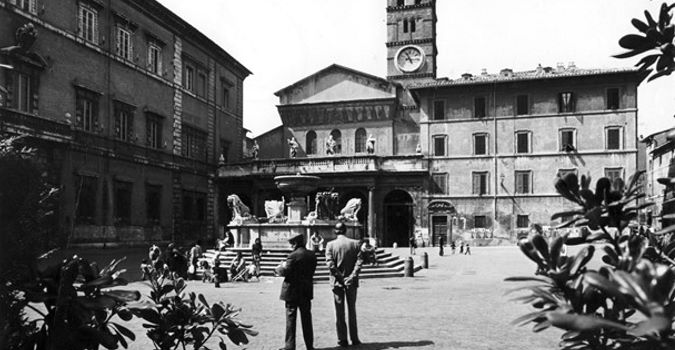 E. Gentilini Piazza Santa Maria in Trastevere E. Gentilini Piazza Santa Maria in Trastevere