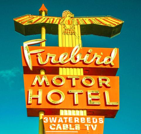 Firebird Motor Hotel 