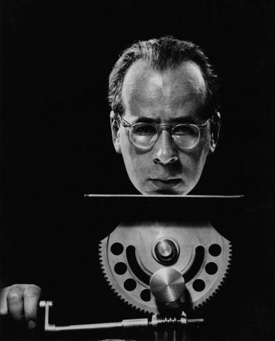 Il fotografo Philippe Halsman, 1954, © Philippe Halsman Archive 2023