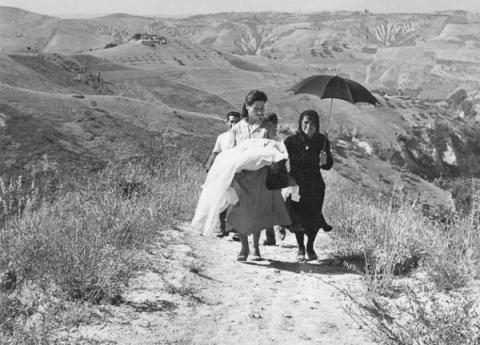 Giuseppe Moder, Battesimo in Abruzzo, 1956