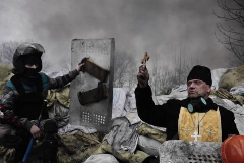Jérôme Sessini, Francia, Magnum Photos per De Standaard - 19-21 febbraio, Kiev, Ucraina